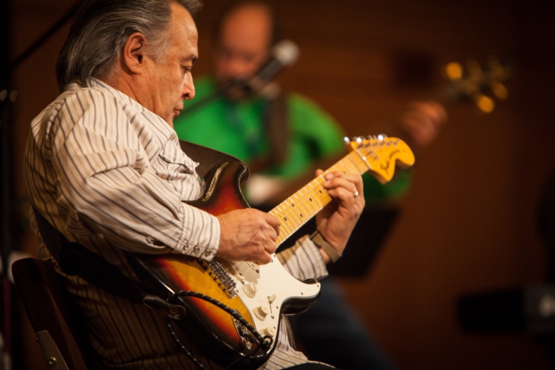 775x507 pixels (108K)